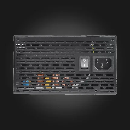 Thermaltake Smart BM2 750W — უკანა პანელი კვების შესაერთებლით და ჩამრთველით