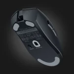 Razer DeathAdder V3 Pro Black — ქვედა და გვერდითი ხედი, სენსორი და PTFE ფეხები